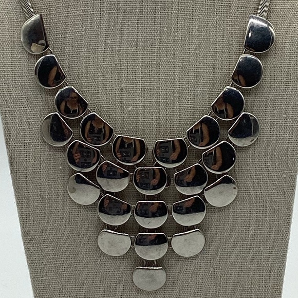 2045. Round Multi-Layered Silver V-Shaped Necklace VGUC
 - Picture 2 of 4